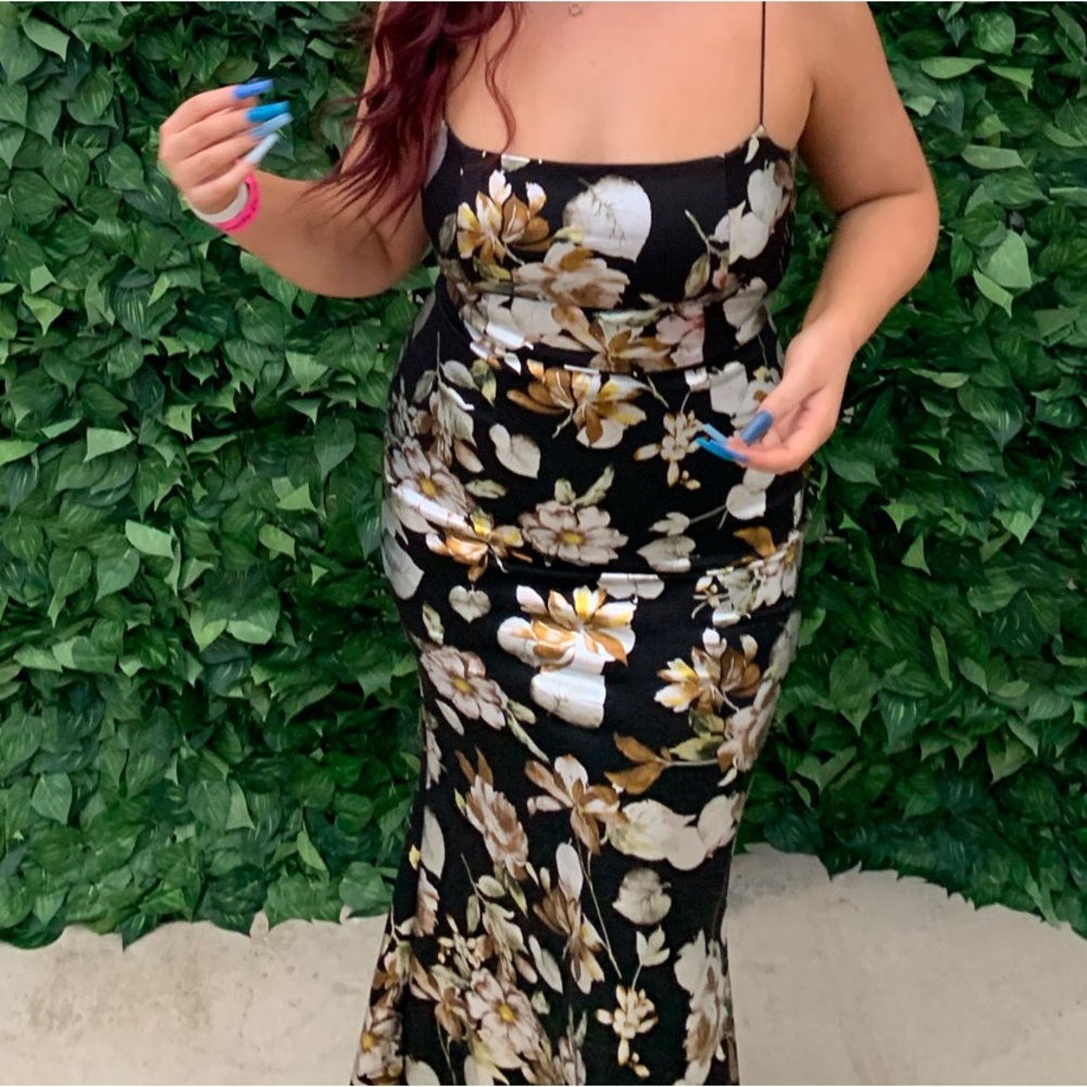Long wedding guest dress